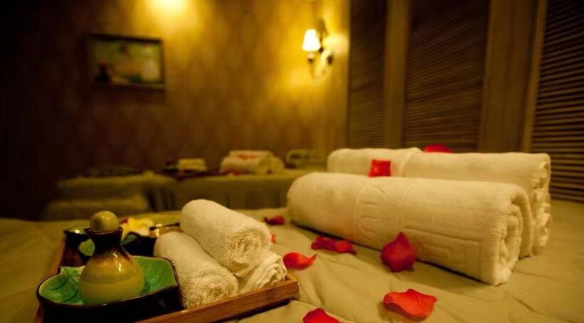 广州荔湾高端水疗spa会馆就这样带着清风月静抚慰了光阴悲喜